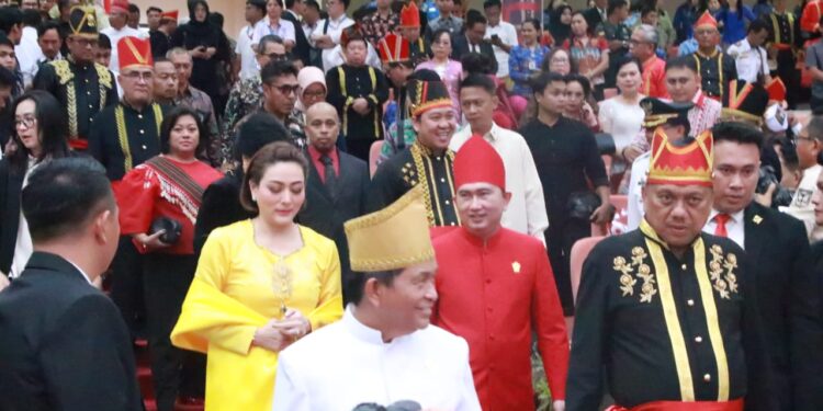 Situasi perayaan paripurna dalam rangka HUT Provinsi Sulut ke-60 Tahun. (Foto:istimewa)