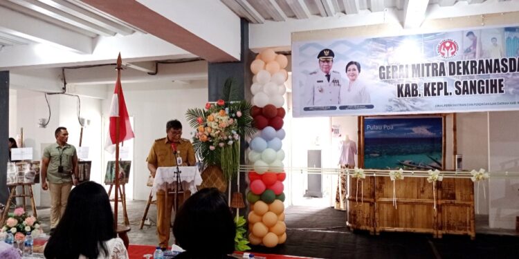 Pj. Bupati Sangihe Luncurkan Gerai Mitra Dekranasda, Dukung UMKM dan Pengrajin Lokal Berkembang.