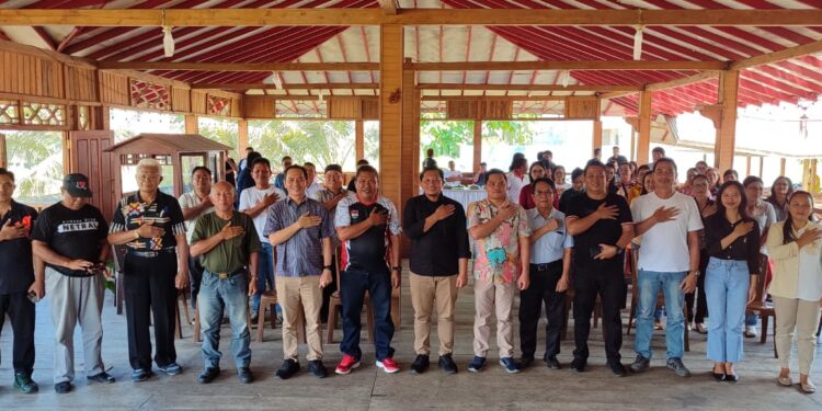 Suasana sosisalisasi produk hukum Pilkada dan tahapan yang digelar KPU Mitra. (foto-foto: KPU Minahasa Tenggara)