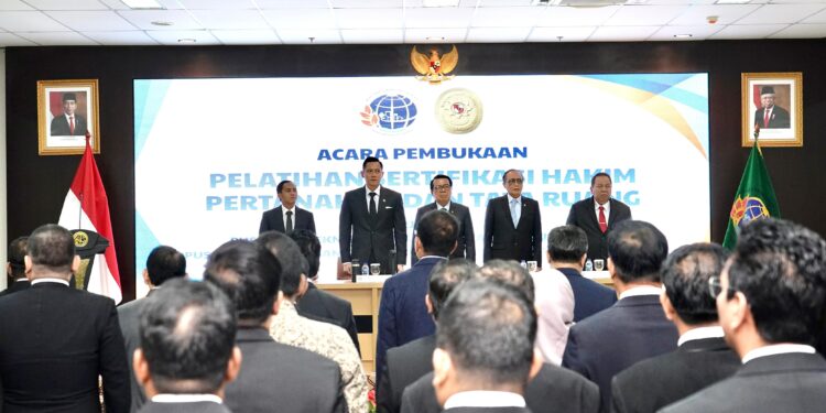 Menteri ATR/Kepala BPN, Agus Harimurti Yudhoyono hadir dalam gelar sertifikasi bersama MA. (foto: dok ATR/BPN)