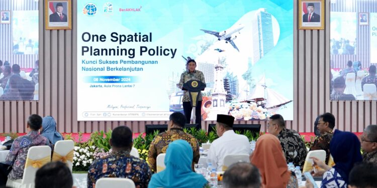 Menteri Nusron Tekankan Penyelesaian One Map Policy dan One Spatial Planning Policy. (foto: ATR/BPN)