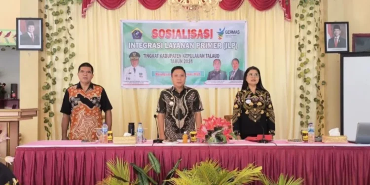 Penjabat Bupati Kepulauan Talaud Dr. Fransiscus Engelbert Manumpil, S.Pi, M.Env, Mgmt saat membuka kegiatan.