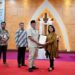 Jelang Natal, Menteri Nusron Serahkan Sertipikat untuk Gereja yang Berdiri sejak 1968