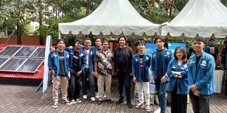 Peserta PBL dari Jurusan Teknik Elektro Polimdo. (Foto: meikel/barta)