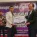 Foto: dr. Aprikonus Loris saat menerima penghargaan IHRDP 2024. (Dok. Istimewa)