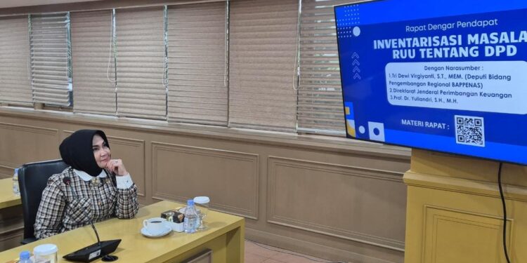Anggota DPD RI, Hj Rahmijati Jahja SPd. (foto: istimewa)