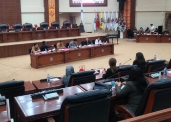 Rapat BKD, Pimpinan dan Lintas Komisi DPRD Provinsi Sulut. (Foto: meikel/barta)