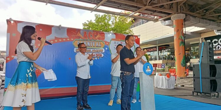 Regional Retail Business Head ACC Sulawesi, Rachmad Sovi Herlambang, saat memberikan sambutannya. (Foto: meikel/barta)