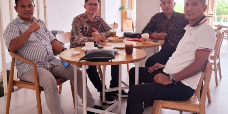 Tim hukum Paslon WT - AGB.