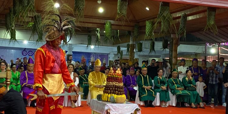Foto: Upacara Adat Tulude 31 Januari 2025, di Papanuhung Santiago Tampunganglawo. (Dok.Rendy/Barta1)