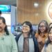 Wakil Menteri Pendidikan Tinggi, Sains dan Teknologi (Wamendiktisaintek) Republik Indonesia (RI), Prof. Stella Christie, B.A.,M.A.,Ph.D bersama pimpinan Polimdo. (foto; istimewa)