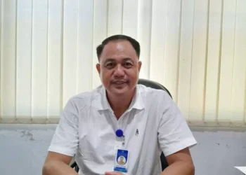 Foto: Kepala Dinas Dukcapil Sangihe, Davidson Henry Djarang. (Dok. Istimewa)