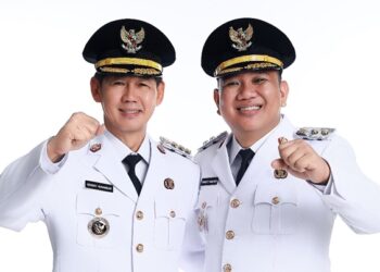 Hengky dan Randito Resmi Nahkodai Bitung. (foto: humas pemkot bitung)