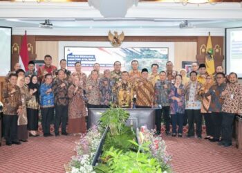 Dialog Kepala Daerah Se-Jateng dengan Menteri Nusron Terkait Administrasi Pertanahan Modern
