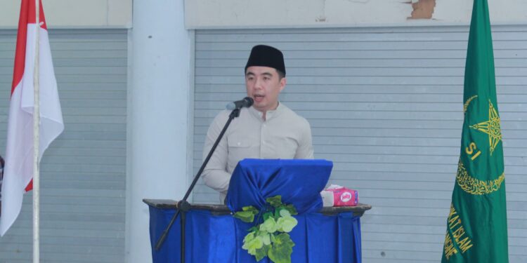 Foto: Bupati Kepulauan Sangihe, Michael Thungari saat menyampaikan sambutan pelantikan pengurus cabang SI dan WSI Sangihe. (Dok. Yosman Limpong)