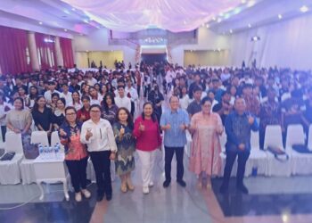 foto bersama setelah seminar kerohanian. (foto: istimewa)