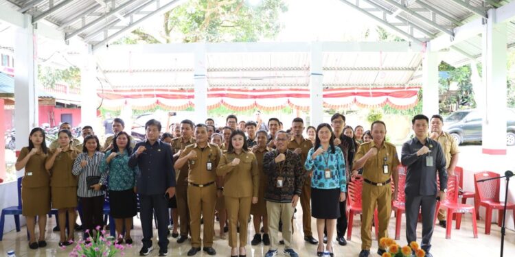 Pencanangan Desa Cantik di Kampung Lai Siau, Bupati: Jadilah Agen Statistik