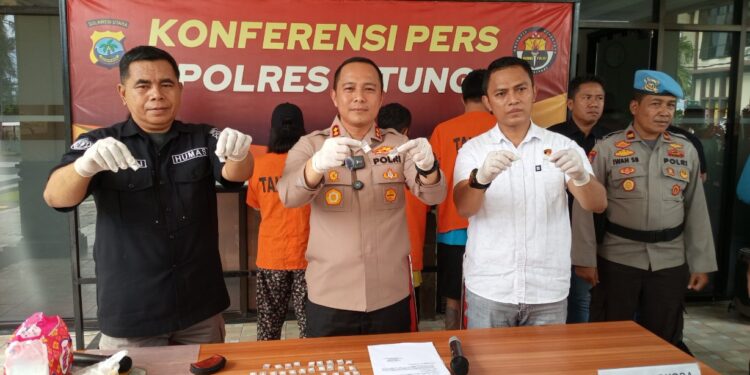 Polres Bitung Ungkap Kasus Peredaran Narkotika Jenis Shabu 44 Paket