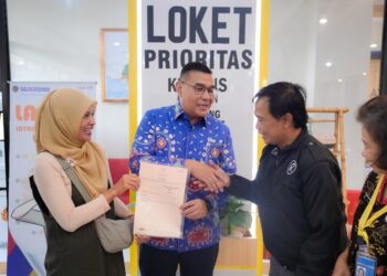 Wamen Ossy Sosialisasikan Langsung Keunggulan Sertipikat Elektronik di Kulon Progo