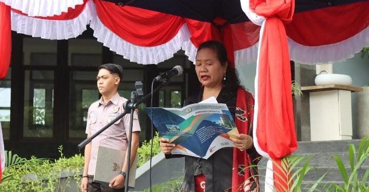 Direktur Polimdo, Dra Mareyke Alelo, MBA. (foto: meikel/barta)