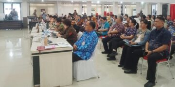 Pertemuan daring bersama Kementerian Perempuan dan Pemberdayaan Anak RI di Ruang Sarundajang Pemkot Bitung. (foto: Chris/Barta1)