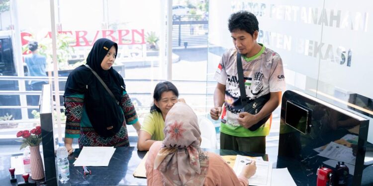 Program PELATARAN, Masyarakat Bisa Dapatkan Layanan Pertanahan di Akhir Pekan