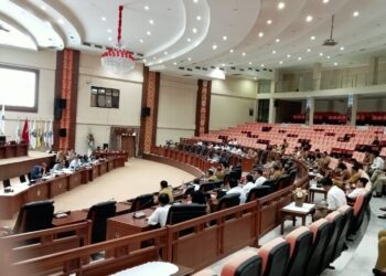 Situasi pembahasan Ranperda RT/RW. (Foto: meikel/barta)