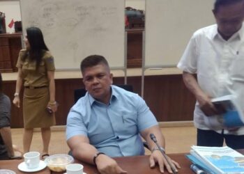 Ketua Pansus RT/RW, Henry Walukow. (foto: istimewa)