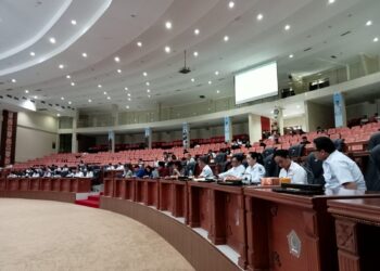 Barisan OKP dalam pembahasan Ranperda Kepemudaan. (foto: meikel/barta)