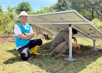 Layanan SuperSUN untuk rumah ibadah Desa Tanjung Harapan Kecamatan Menui Kepulauan Kabupaten Morowali Sulawesi Tengah. (foto: Humas PLN Sulutenggo)