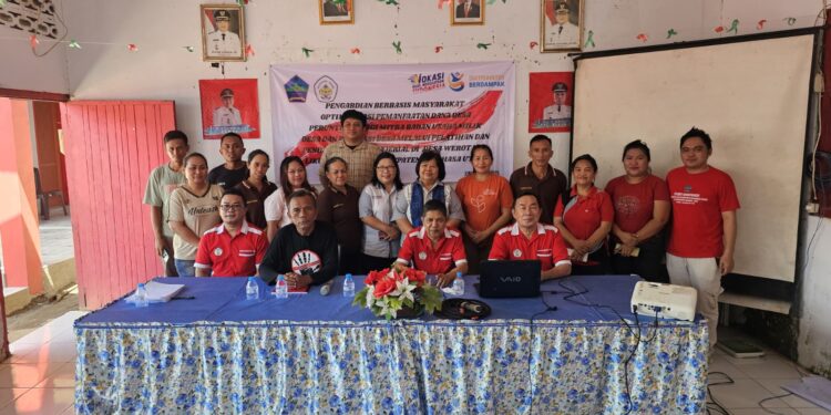 Pengabdian Kepada Masyarakat Kampus Polimdo di Desa Werot. (foto: istimewa)