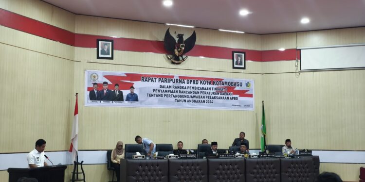 Wawali Rendy Mangkat Sampaikan Ranperda LPJ APBD 2024, Apresiasi Sinergitas DPRD