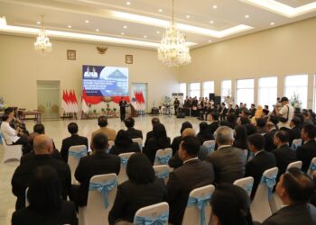 Tahlis Gallang Dilantik Pj Sekprov Sulut, Weny Gaib: Beliau Sosok Birokrat Andal