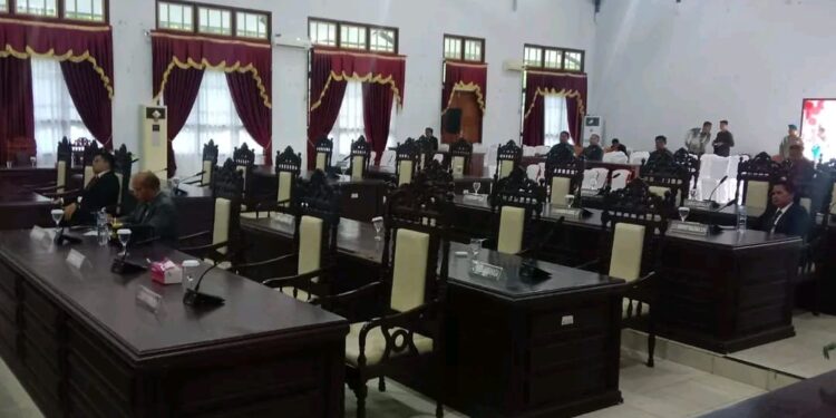 Potret suasana gedung paripurna DPRD pada saat Presiden RI membacakan pidato kenegaraan.