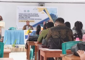 Foto: Pelatihan pemanfaatan Learning Management System (LMS) Moodle untuk puluhan guru dan siswa di Kepulauan Sangihe. (Dok. Istimewa)