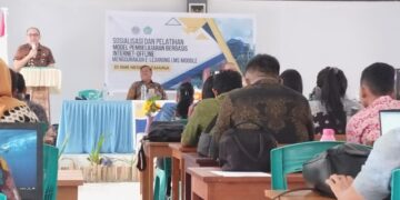 Foto: Pelatihan pemanfaatan Learning Management System (LMS) Moodle untuk puluhan guru dan siswa di Kepulauan Sangihe. (Dok. Istimewa)
