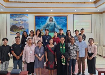 Pembina, BKK, dan Direktur Polimdo melakukan pelayanan di Rutan Kelas IIA Malendeng, Manado. (foto: istimewa)