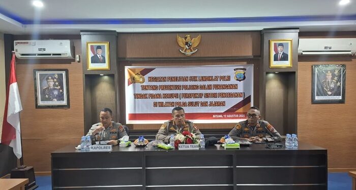 Kegiatan penelitian STIK Lemdiklat Polri yang dilaksanakan di Aula ED Polres Bitung. (foto: Chris/Barta1)