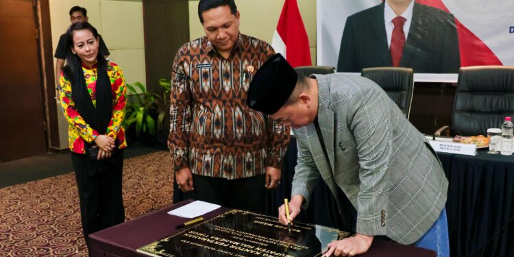 Menteri Nusron Beri Pembinaan di Kanwil BPN Provinsi Maluku Utara