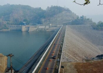 Pembangkit Listrik Tenaga Air (PLTA) Cirata berkapasitas 1.000 MW yang berada di Kabupaten Purwakarta dan Bandung Barat, Jawa Barat. (foto: Humas PLN)