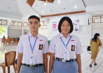 Foto: Joaqueena dan Muhammad Zaaki dalam Upacara Pemusatan Pelatihan di Papanuhung Santiago Tampunganglawo. (Dok. Rendy/Barta1)