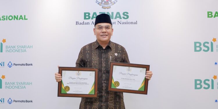 Wamen Ossy Raih Penghargaan Baznas Award 2025