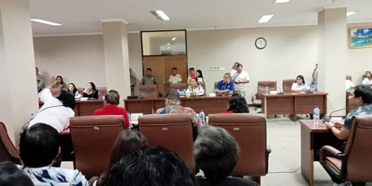 Kondisi RDP lintas Komisi DPRD Sulut. (foto: meikel/barta)