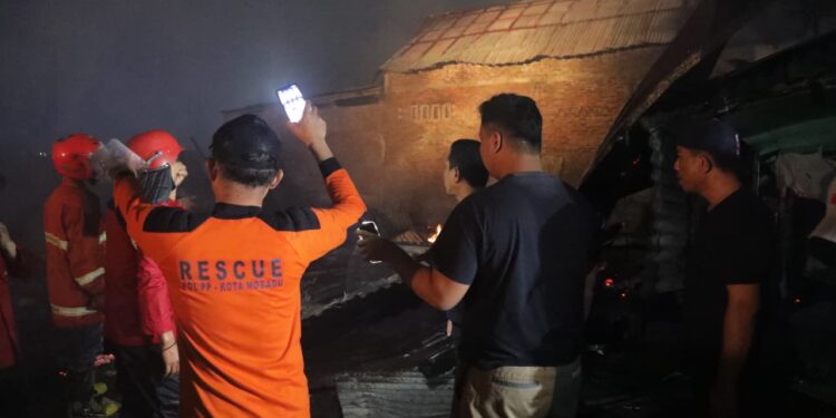 19 Rumah Warga Gogagoman Terbakar, Pemkot Kotamobagu Siapkan Hunian Sementara