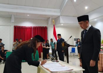 Foto: Bupati Sangihe Michael Thungari melantik 91 pejabat administrator, pengawas, dan fungsional Pemkab Sangihe. (Dok. Rendy/barta1)
