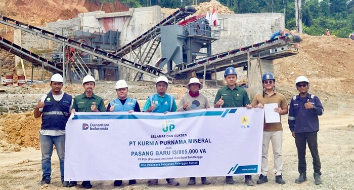 PT Kurnia Purnama Mineral menerima pasokan listrik yang infrastrukturnya dibangun PLN. (foto: Humas PLN)