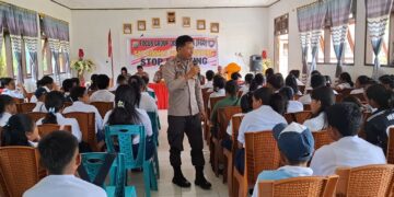 Polres Bitung menggelar Edukasi Stop Bullying di SMP Negeri 9 Mawali Kota Bitung. (foto: Chris/Barta1)