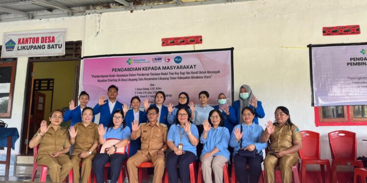 Tim pengabdian kepada masyarakat Poltekkes Kemenkes Manado bersama Pemerintah Likupang Satu. (foto: istimewa)