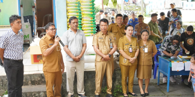 Pantau Gerakan Pangan Murah, Ini Kata Wabup Heronimus Makainas