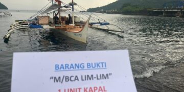 Foto: Barang bukti berupa kapal perahu penangkap ikan yang diduga dipakai untuk melarikan diri. (dok. Istimewa)